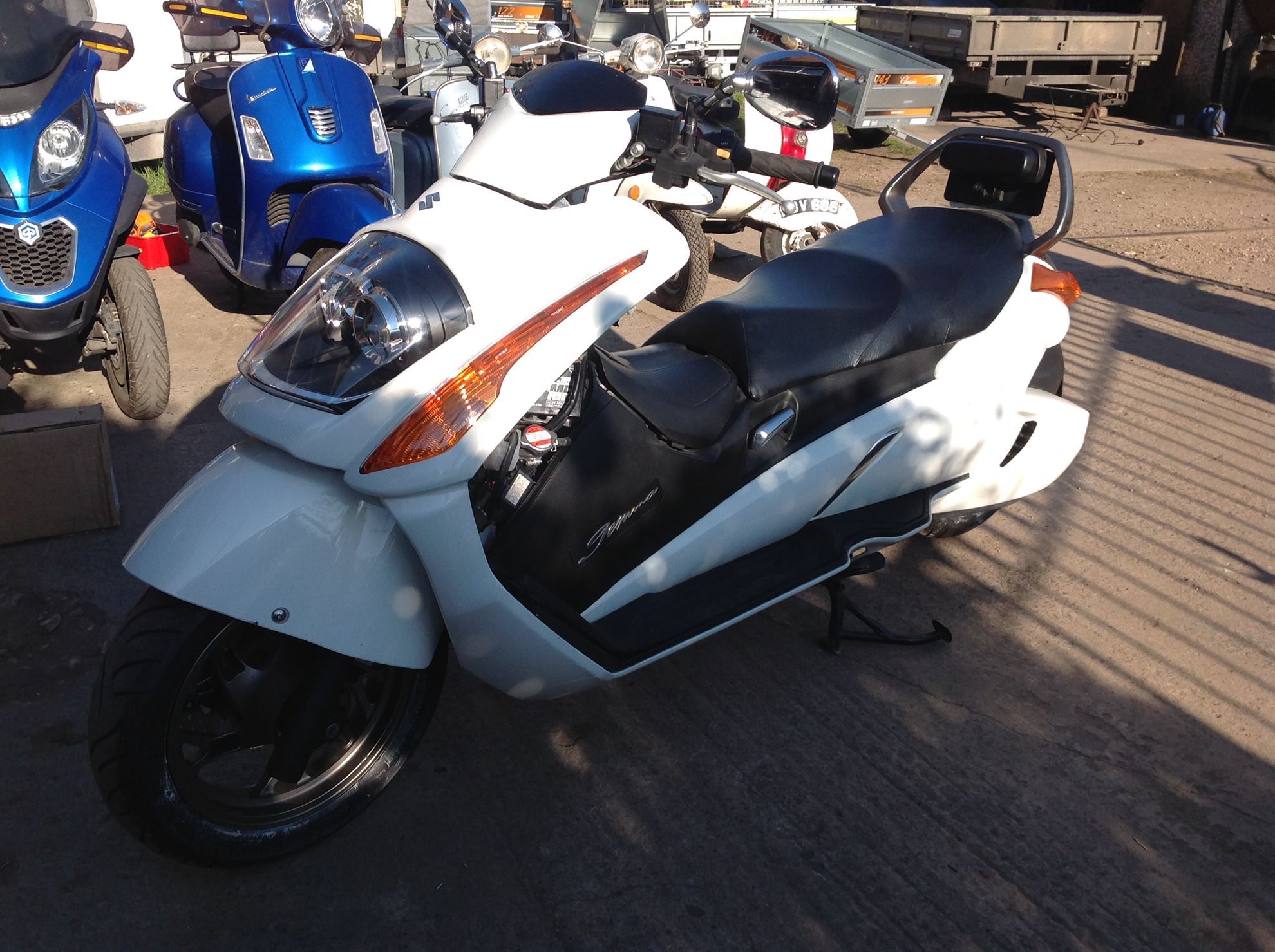 Suzuki gemma 125